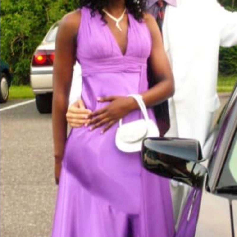 Elegant Prom Dress that’ll never go out of style
